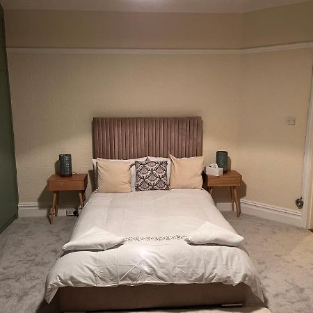 Luxury Cosy Retreat Apt Лондон Екстер'єр фото