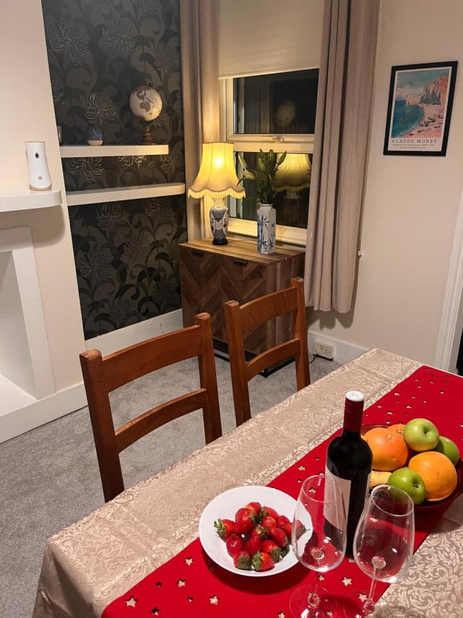 Luxury Cosy Retreat Apt Лондон Екстер'єр фото