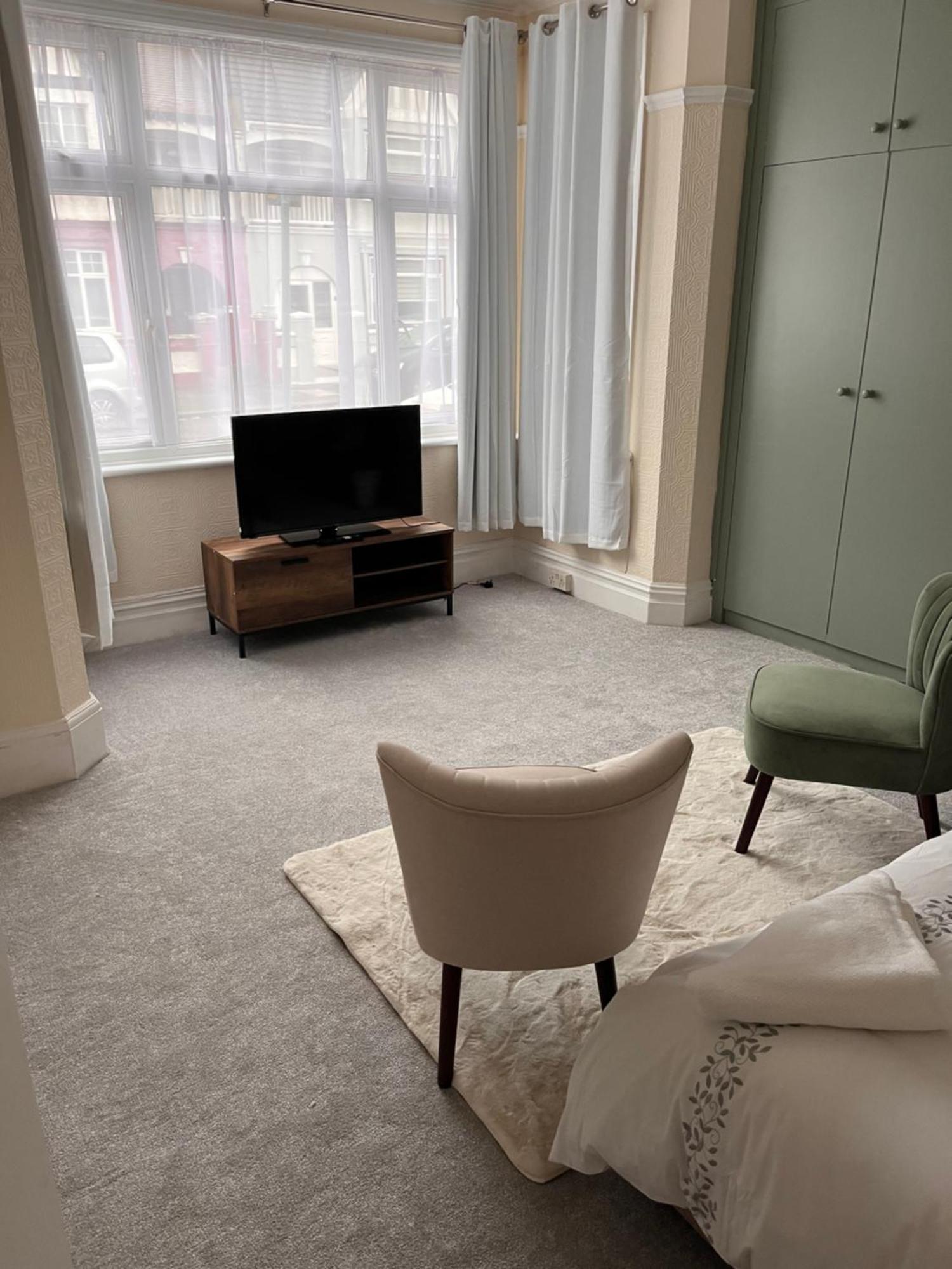 Luxury Cosy Retreat Apt Лондон Екстер'єр фото